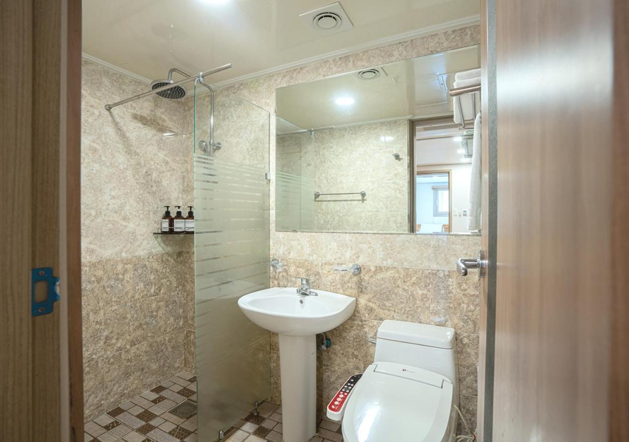 J2 Family Hotel Τζέτζου Εξωτερικό φωτογραφία