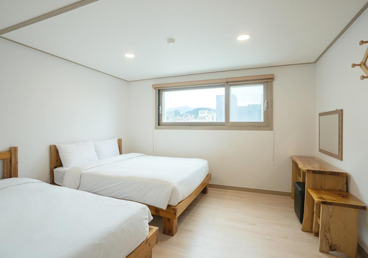 J2 Family Hotel Τζέτζου Εξωτερικό φωτογραφία