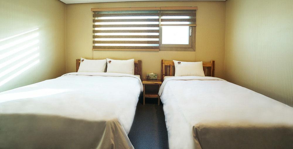 J2 Family Hotel Τζέτζου Εξωτερικό φωτογραφία