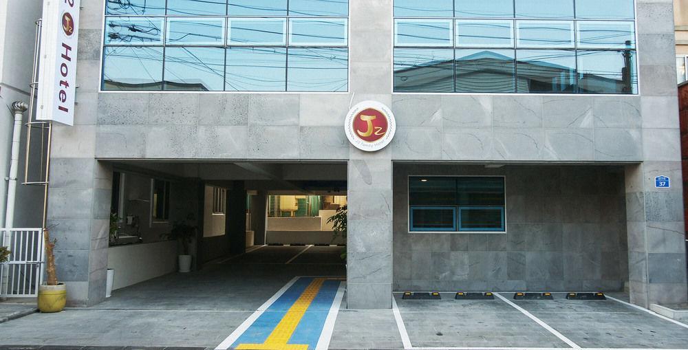 J2 Family Hotel Τζέτζου Εξωτερικό φωτογραφία