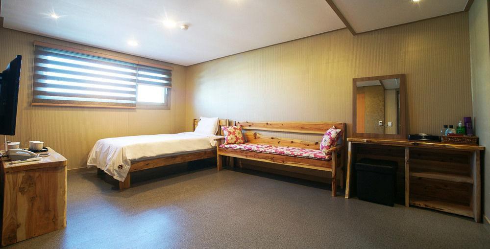 J2 Family Hotel Τζέτζου Εξωτερικό φωτογραφία