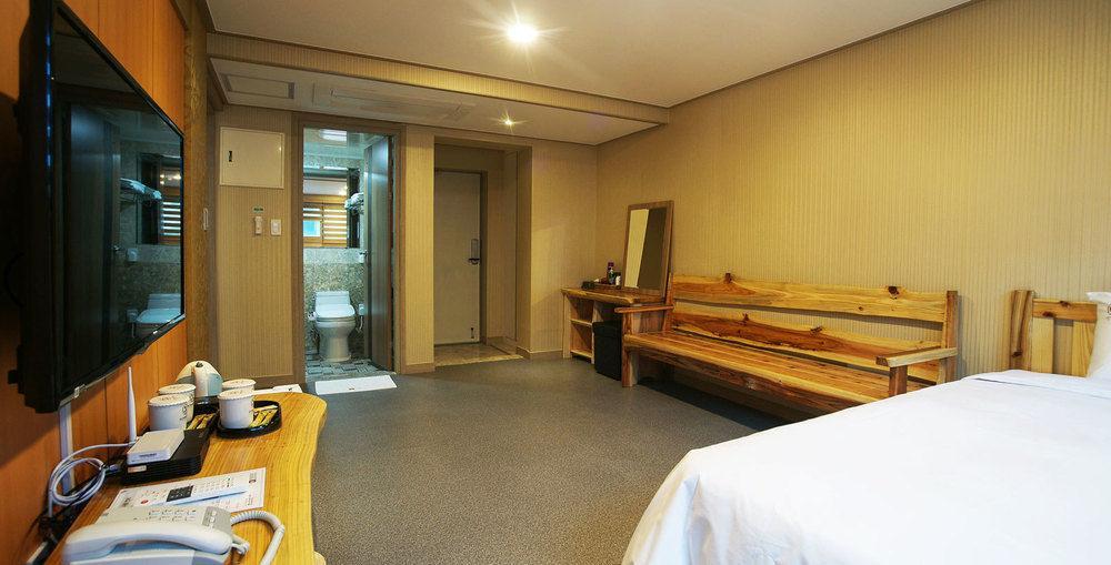 J2 Family Hotel Τζέτζου Εξωτερικό φωτογραφία